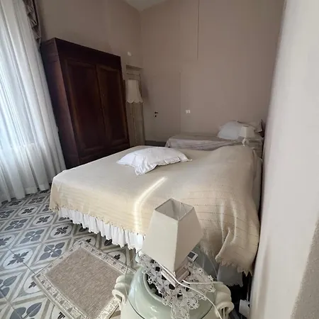 Petri * Vicopisano